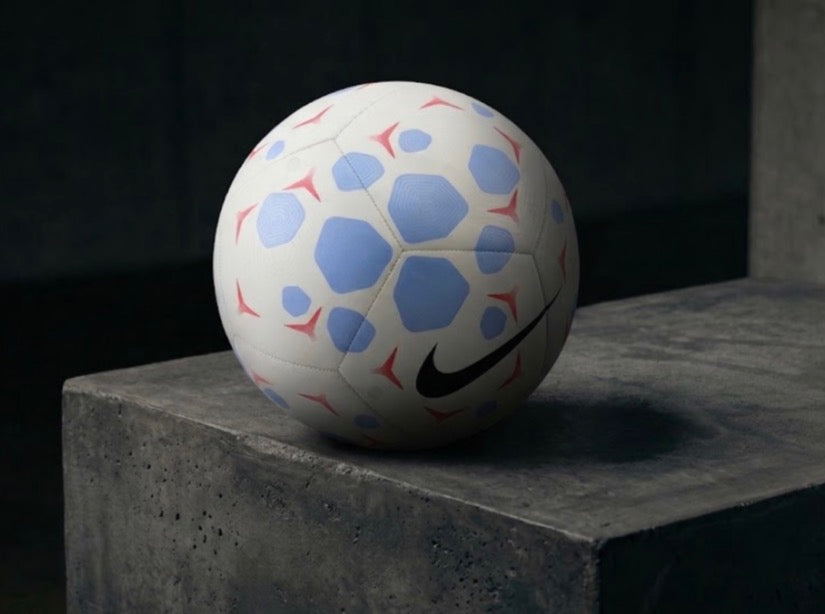 Ballon de football Nike Pitch FA25 blanc, bleu et rouge