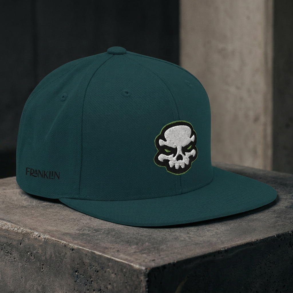 Casquette CRANERS sur fond béton sombre